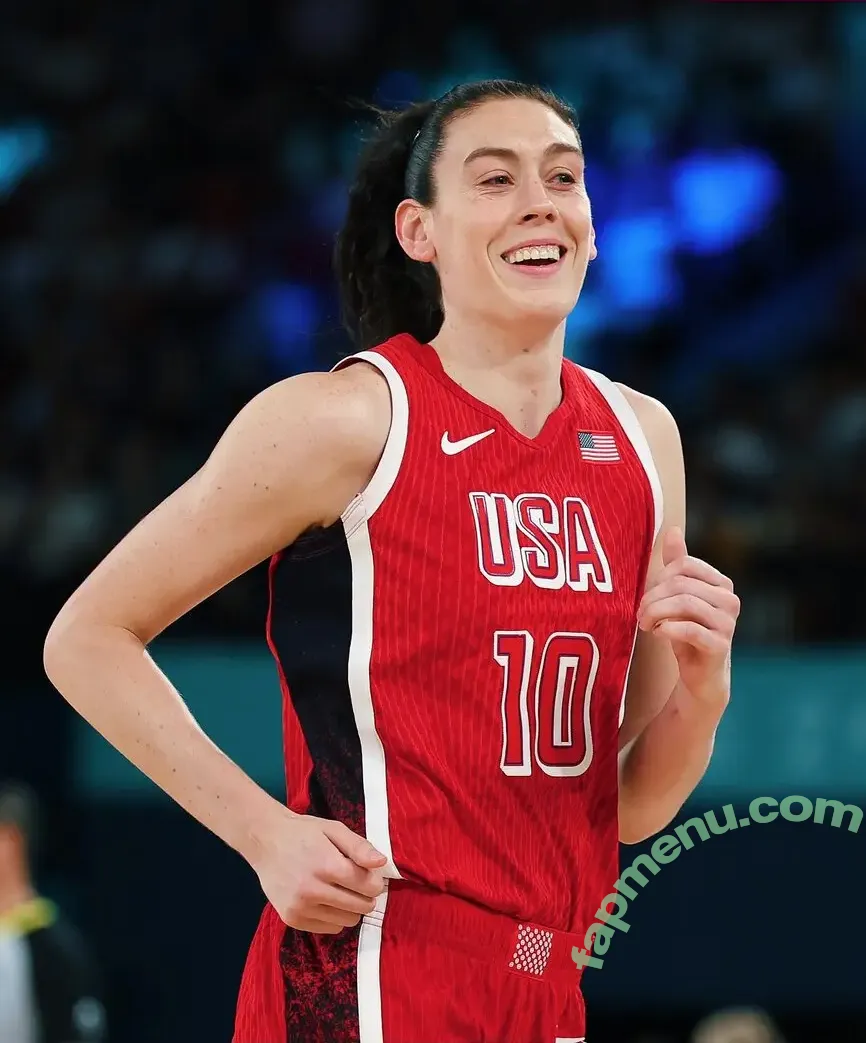 Breanna Stewart nude photo #0074 (WNBA Player / breannastewart / breannastewart30)
