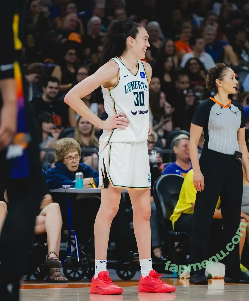 Breanna Stewart nude photo #0078 (WNBA Player / breannastewart / breannastewart30)