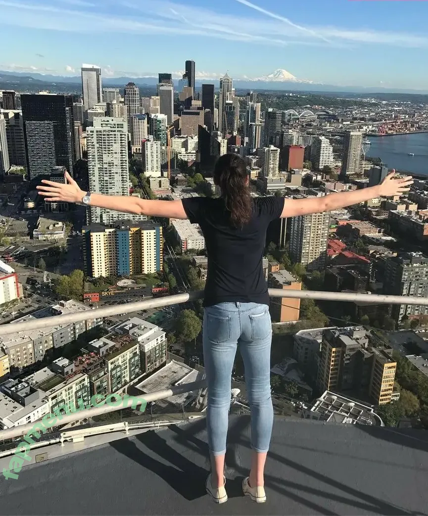 Breanna Stewart nude photo #0097 (WNBA Player / breannastewart / breannastewart30)