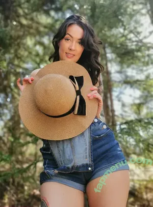 breasommers / brea.sommers nude photo #0159