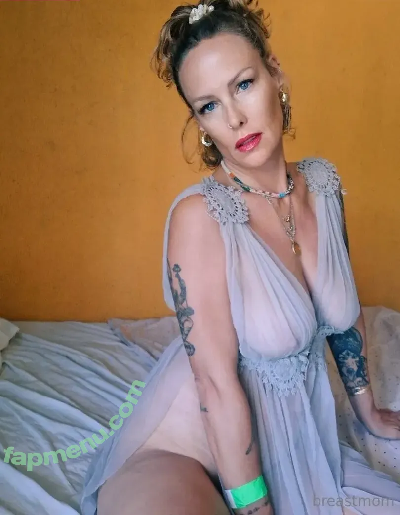 BreastMom nude photo #0013 (BreastMom)