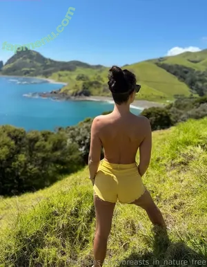  nude photo #0001
