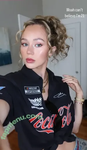 Brec Bassinger / brecbassinger nude photo #0495