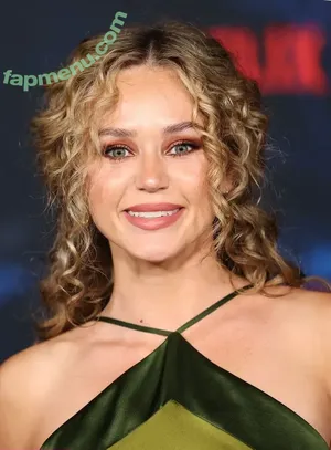 Brec Bassinger / brecbassinger nude photo #0577