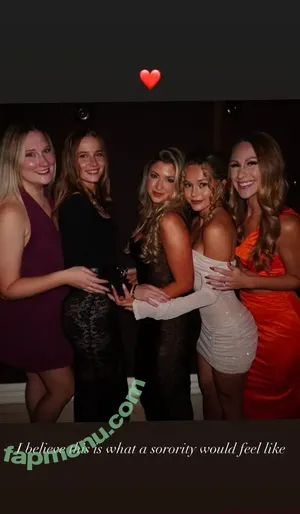 Brec Bassinger / brec_bassinger / brecbassinger nude photo #0603