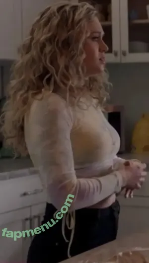 Brec Bassinger / brecbassinger nude photo #0622