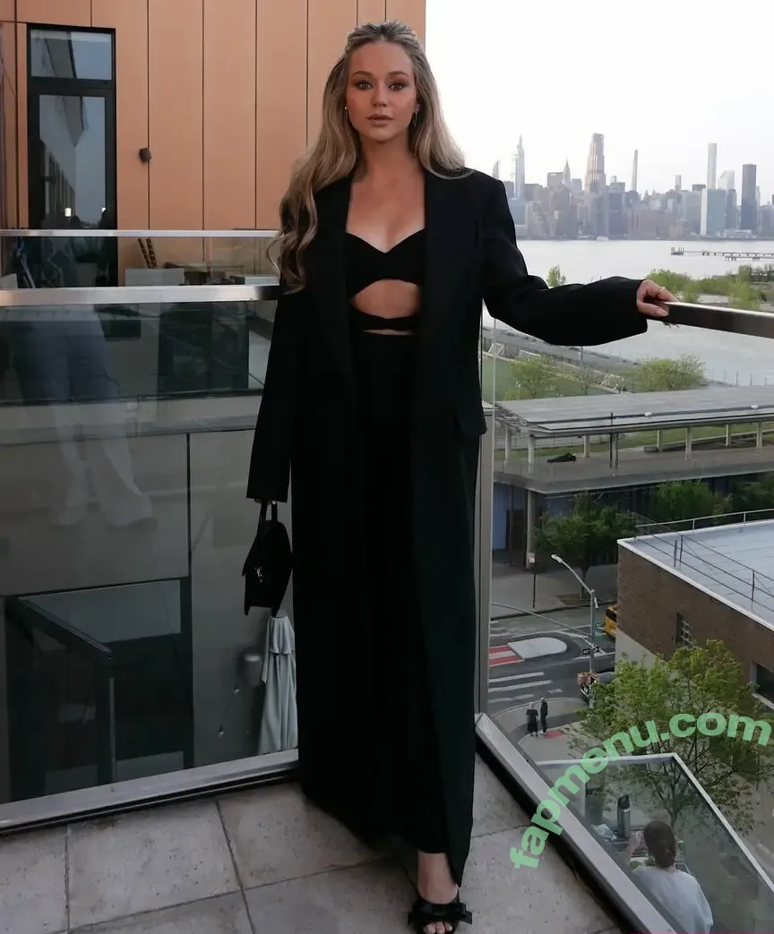 Brec Bassinger nude photo #0490 (brecbassinger)