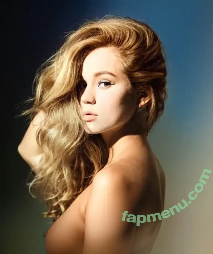 Brec Bassinger nude photo #0612 (brecbassinger)