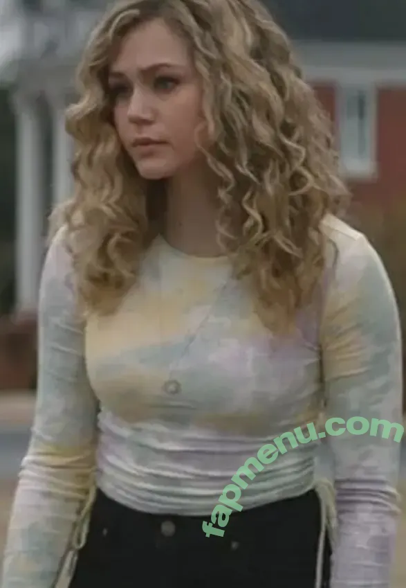 Brec Bassinger nude photo #0638 (brecbassinger)