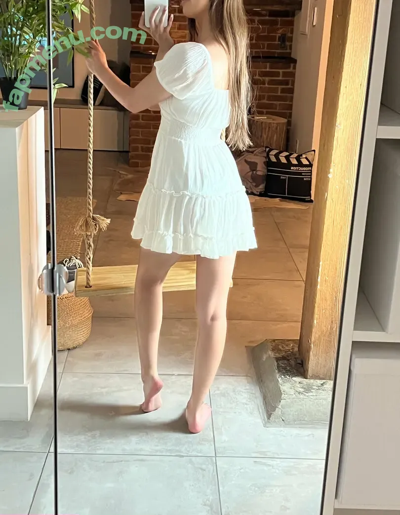 Breeboo nude photo #0050 (its.breeboo)