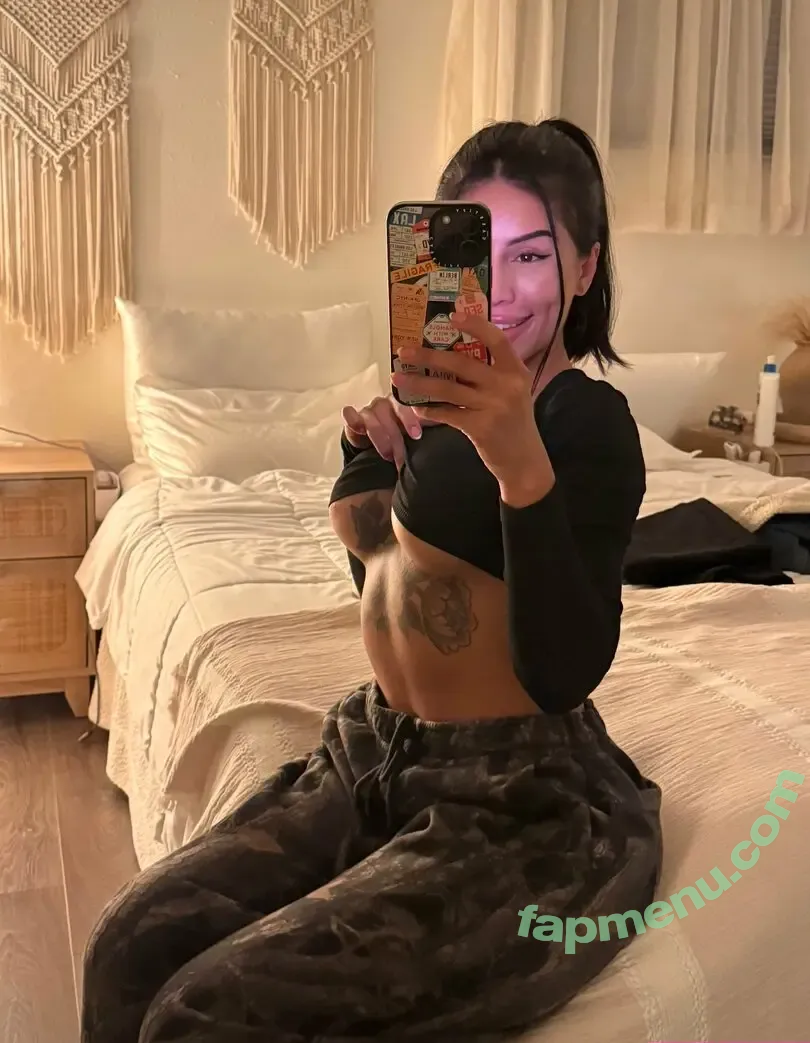 Breezyfoxx nude photo #0090 (Breezyfoxx)