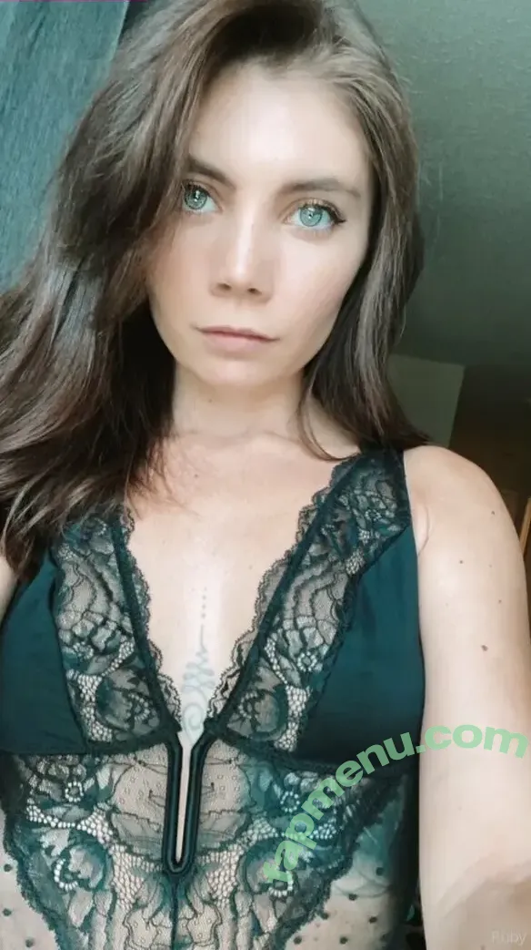 Brelarkspur nude photo #0005 (breeelnk)