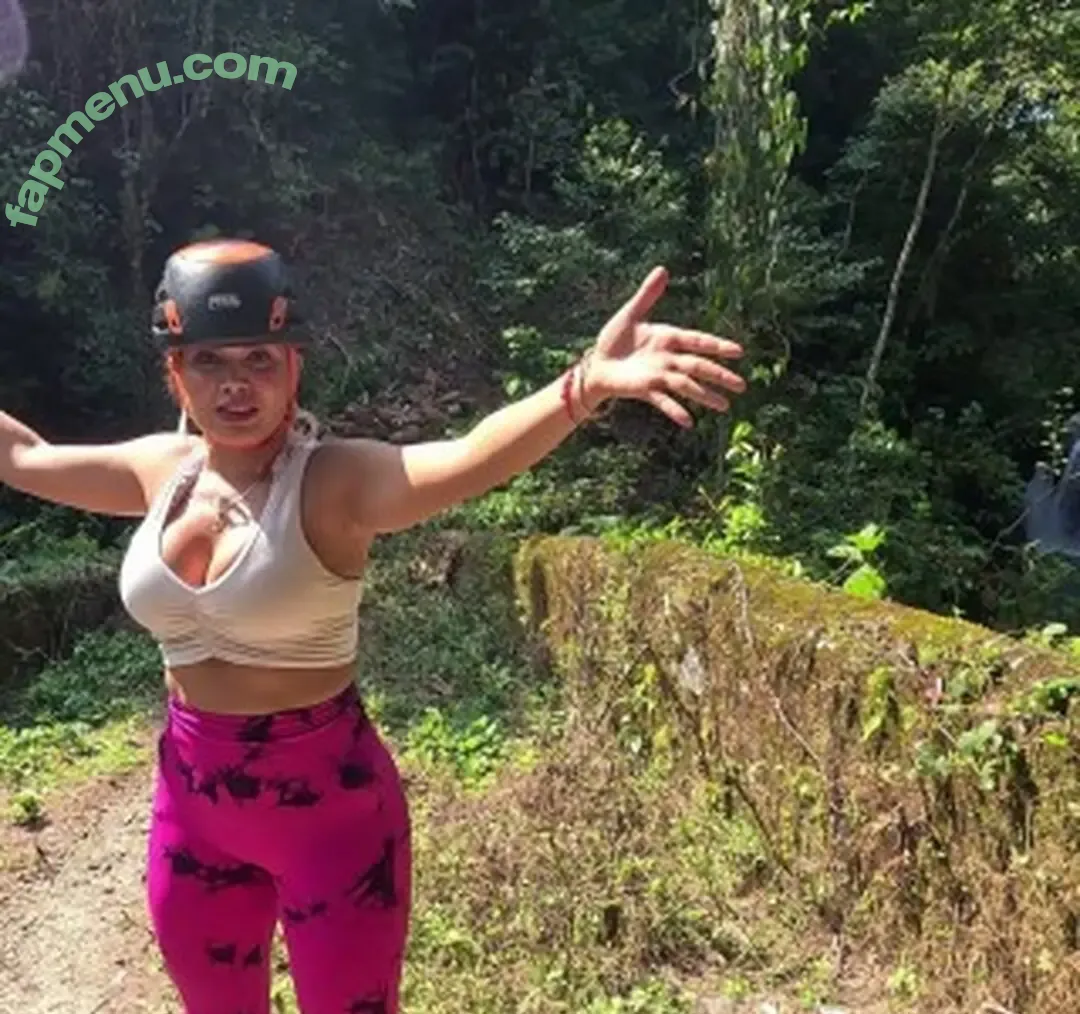 Brenda Catalan nude photo #0031 (brencatalan / brendacatalanmx)