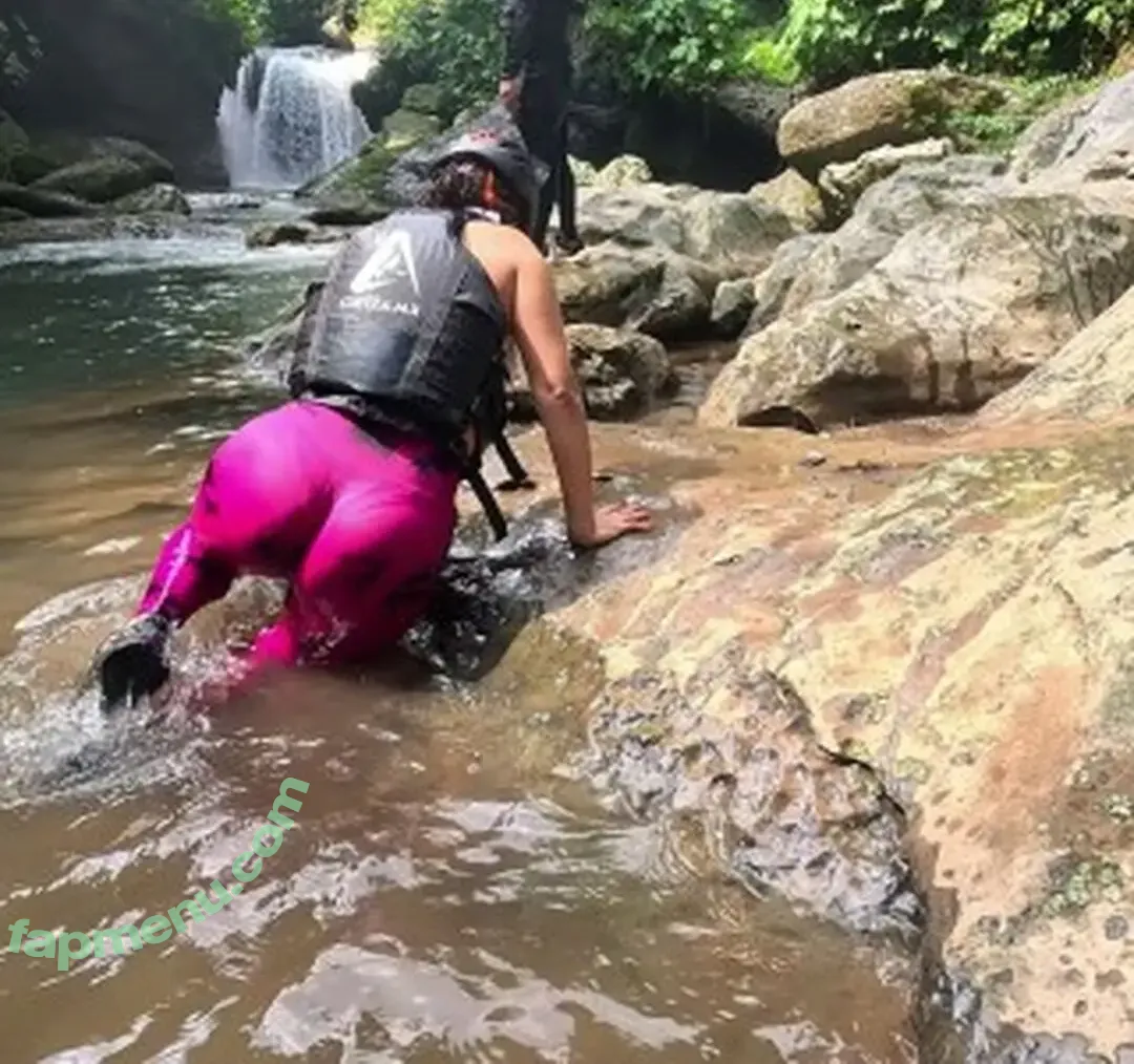 Brenda Catalan nude photo #0033 (brencatalan / brendacatalanmx)