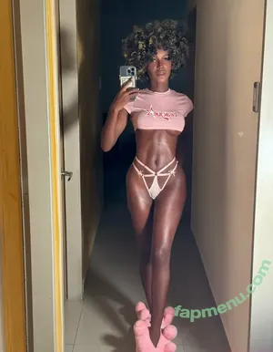 Brenda Perlaza / barbienegra3 / brendaperlaza nude photo #0093