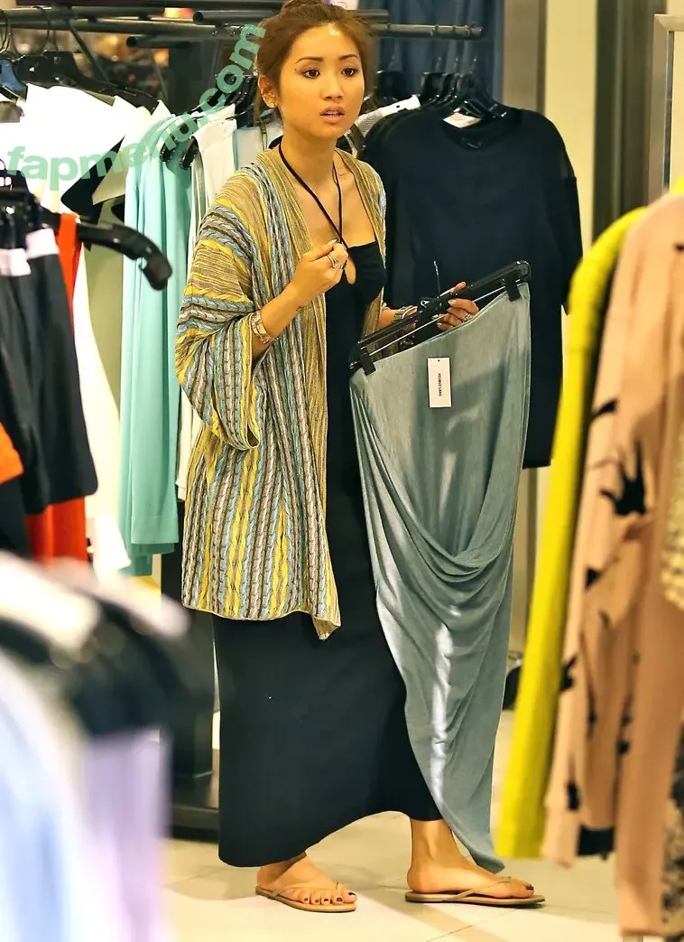 Brenda Song nude photo #0135 (brendasong)