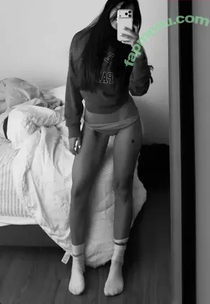 Brenda Suarez / brendassuarez nude photo #0036