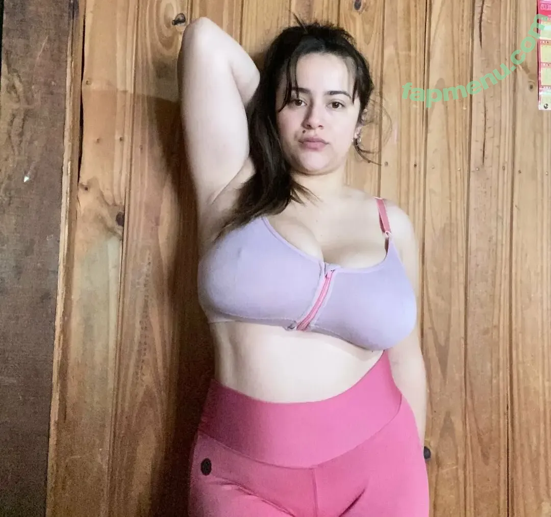 brendaavazquez nude photo #0182 (brendahashtag)