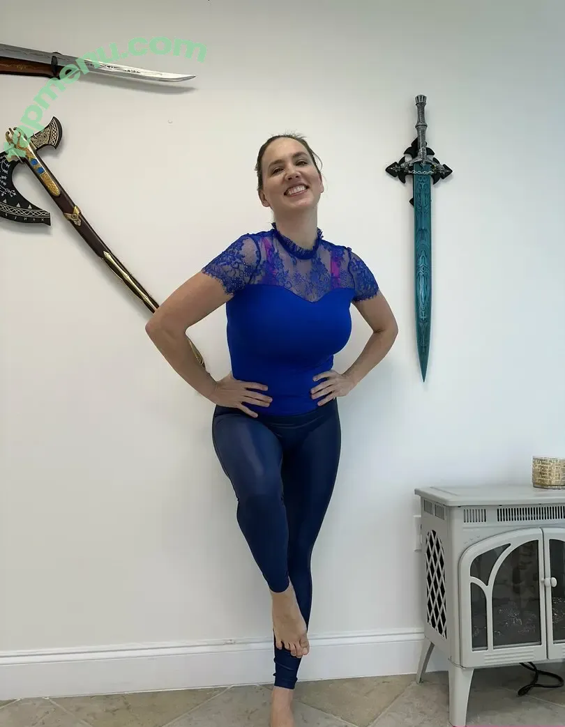 Brendamondragon nude photo #0002 (Brendamondragon)