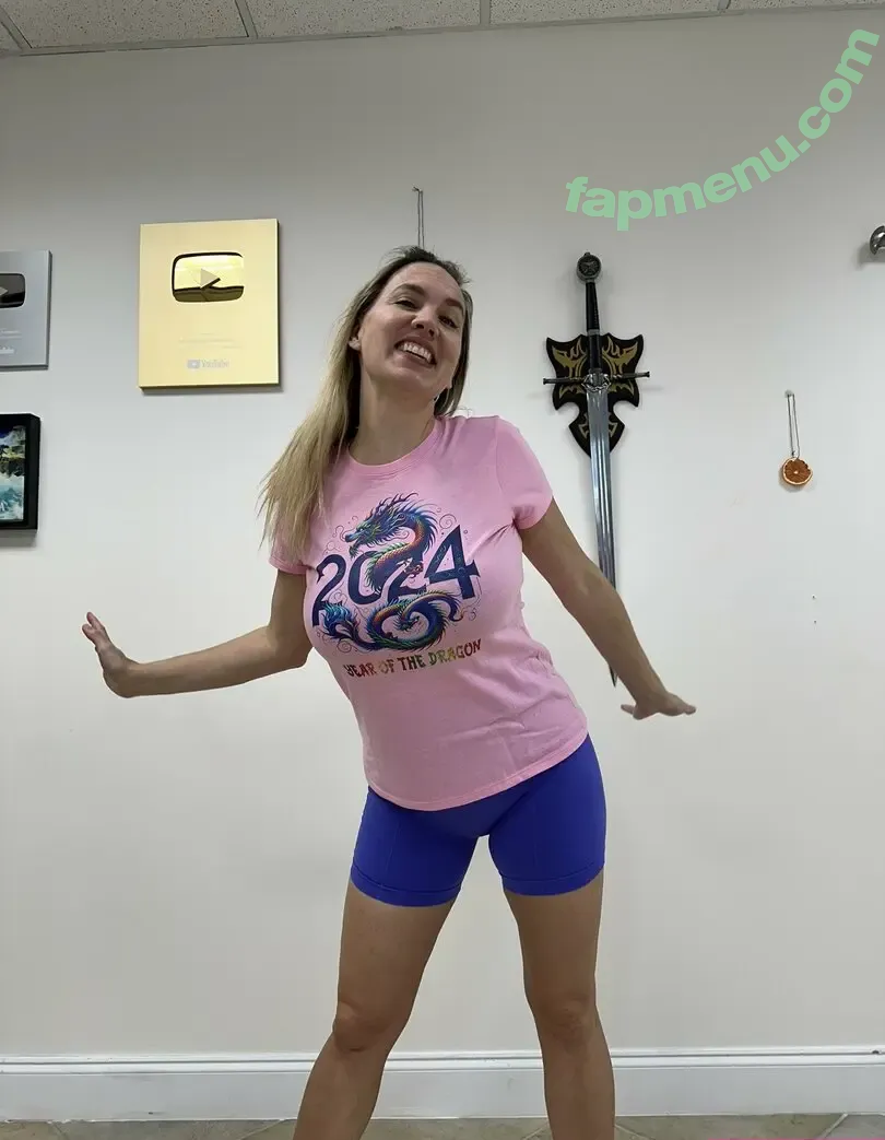 Brendamondragon nude photo #0006 (Brendamondragon)