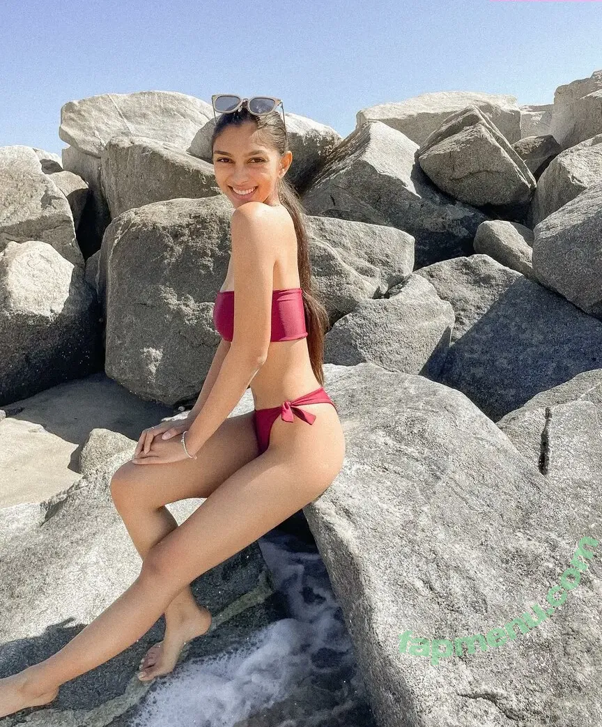Brenna Marie Narayan nude photo #0018 (brennamarienarayan)