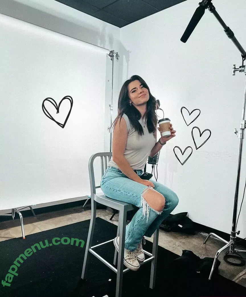 Brett Cooper nude photo #0002 (imbrettcooper)