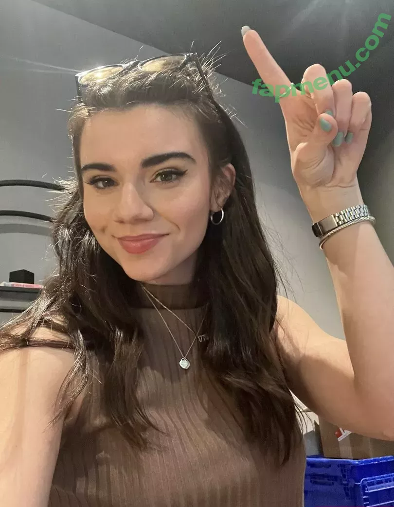 Brett Cooper nude photo #0046 (imbrettcooper)