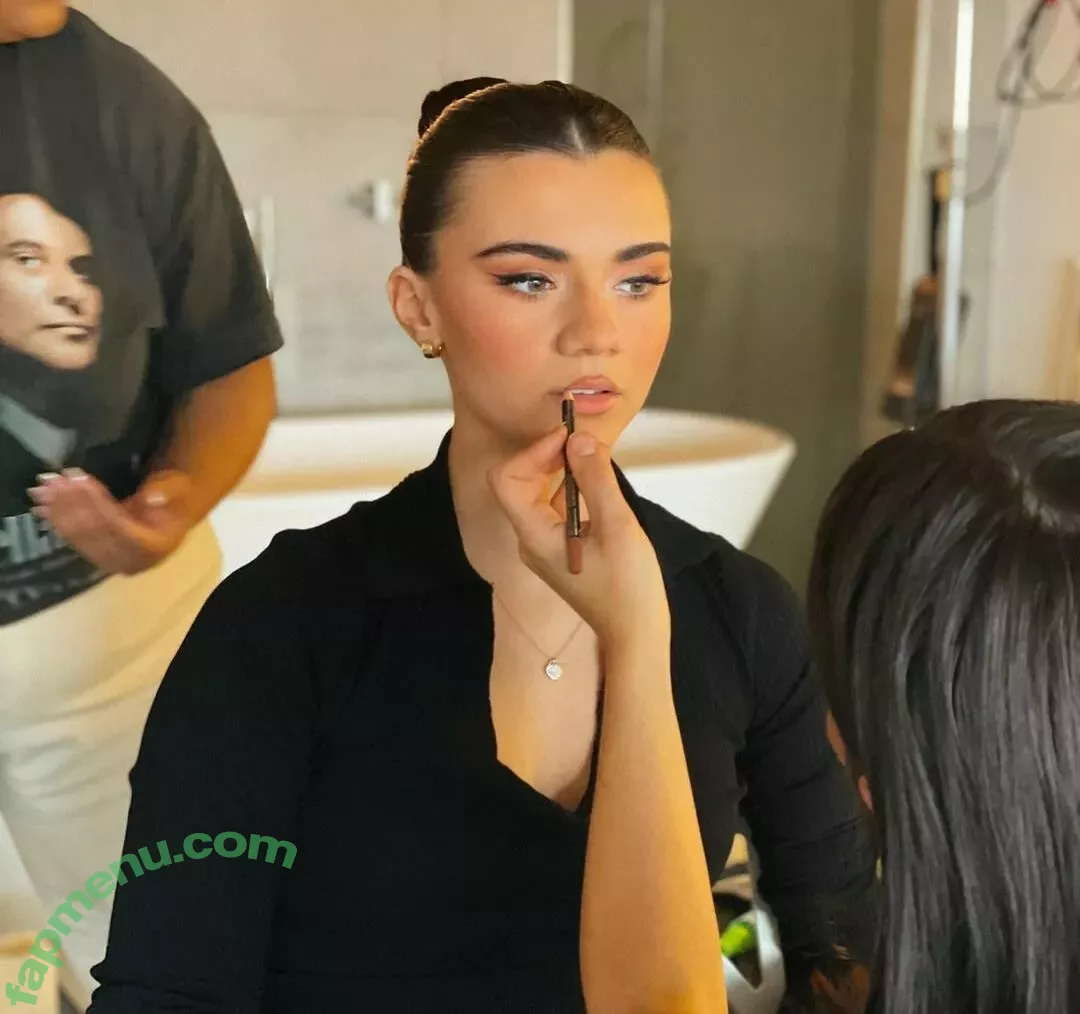 Brett Cooper nude photo #0093 (imbrettcooper)