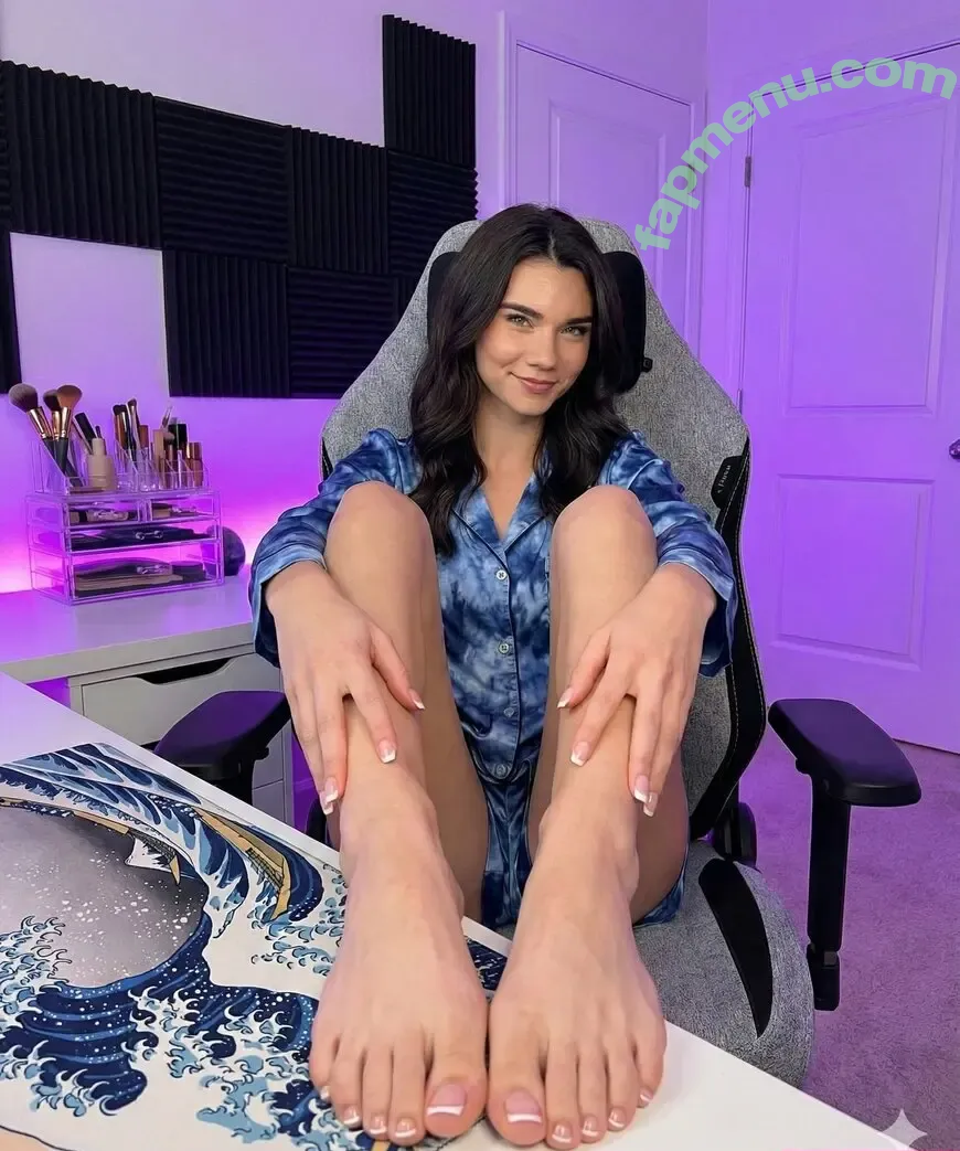 Brett Cooper nude photo #0723 (imbrettcooper)