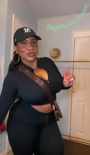 Bri Ballesteros / forevercurlybri nude photo #0070
