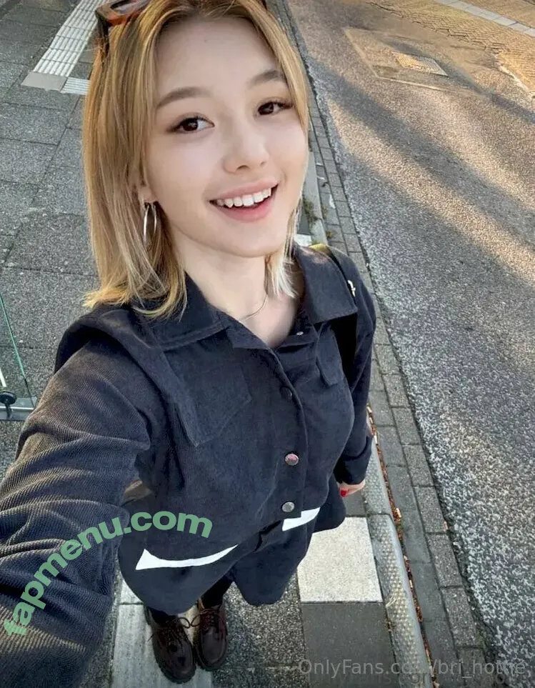 bri_hottie nude photo #0013 (brihottie)