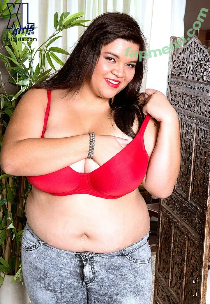 Bri Love nude photo #0056 (mclovenxoxo / mclovenxxx)