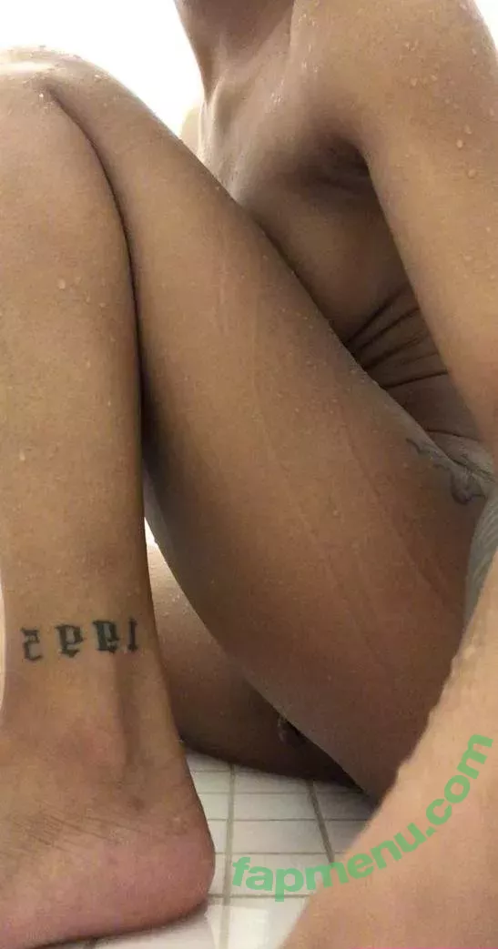 Bria Backwoods nude photo #0003 (briabackwoods / briabnbackwoods / briaxbackwoods)