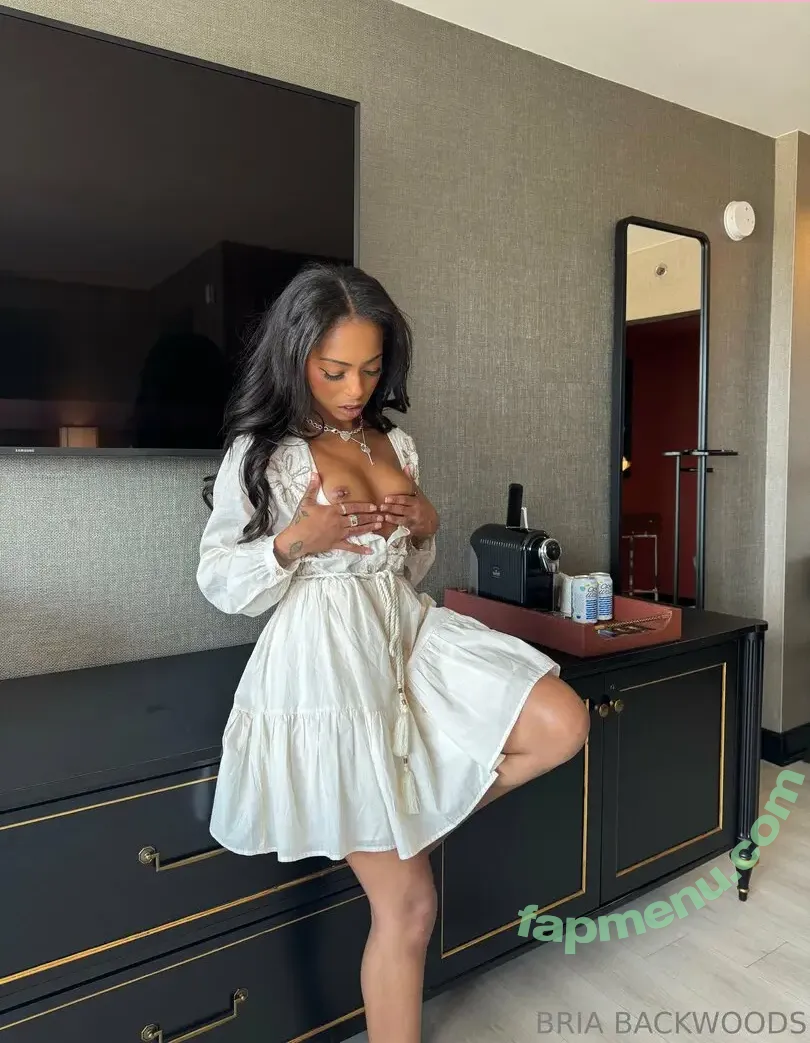 Briabackwoods nude photo #0180 (briabnbackwoods)