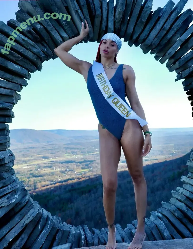 Briana Brandy nude photo #0233 (briana_brandy / brianabrandy)