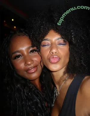 Briana Smith / brianaans / brianaas / brismith nude photo #0478