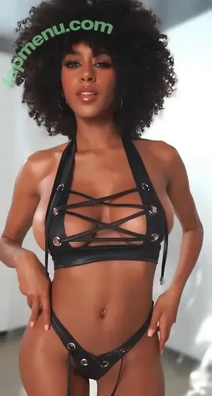 Briana Smith / brianaans / brismith nude photo #0569