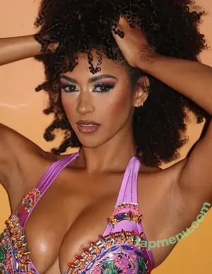 Briana Smith / brianaans / brianaas / brismith nude photo #0599