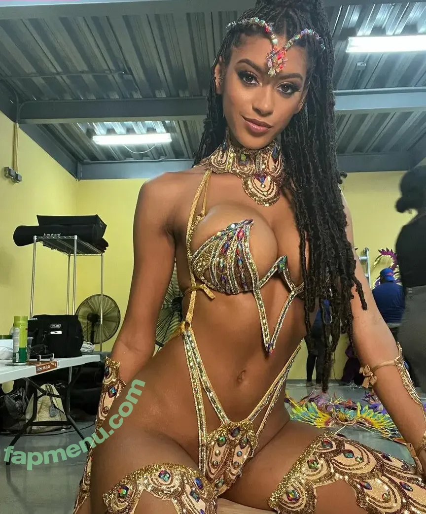 Briana Smith nude photo #0372 (brianaans / brianaas / brismith)