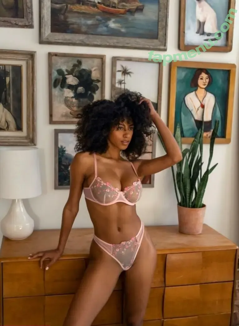 Briana Smith nude photo #0385 (brianaans / brianaas / brismith)