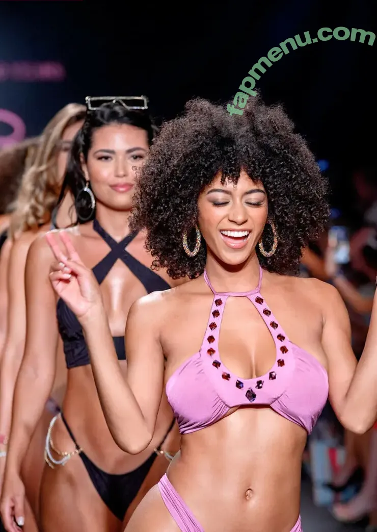 Briana Smith nude photo #0399 (brianaans / brianaas / brismith)