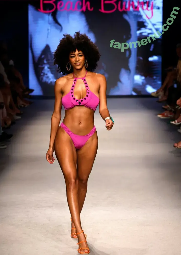 Briana Smith nude photo #0416 (brianaans / brianaas / brismith)