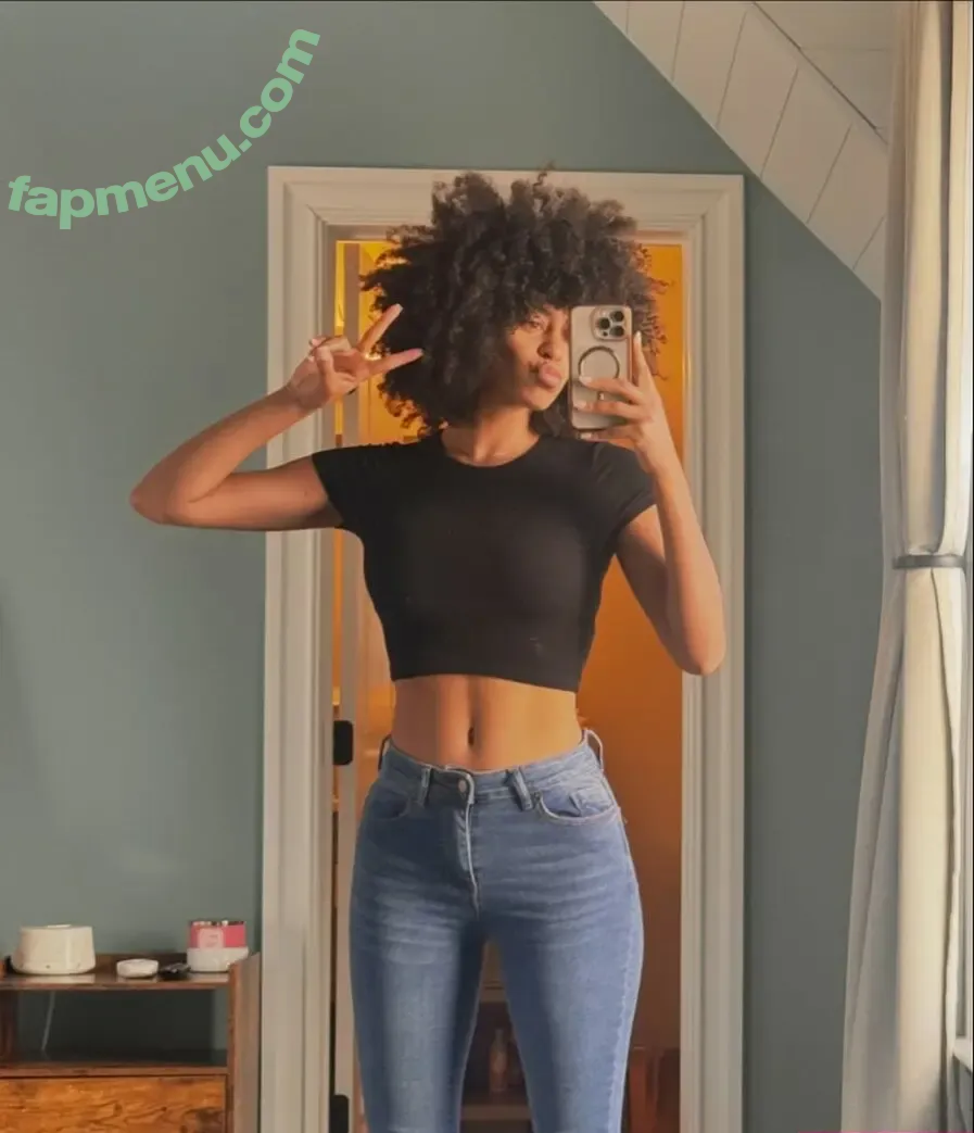 Briana Smith nude photo #0503 (brianaans / brianaas / brismith)