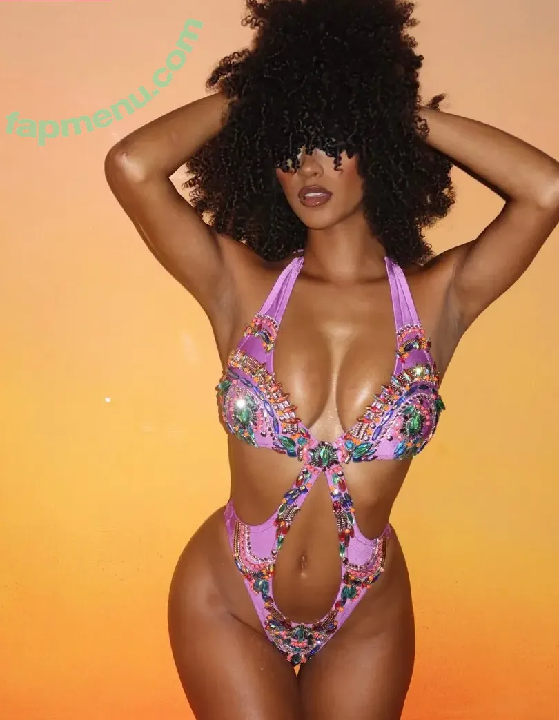 Briana Smith nude photo #0607 (brianaans / brianaas / brismith)