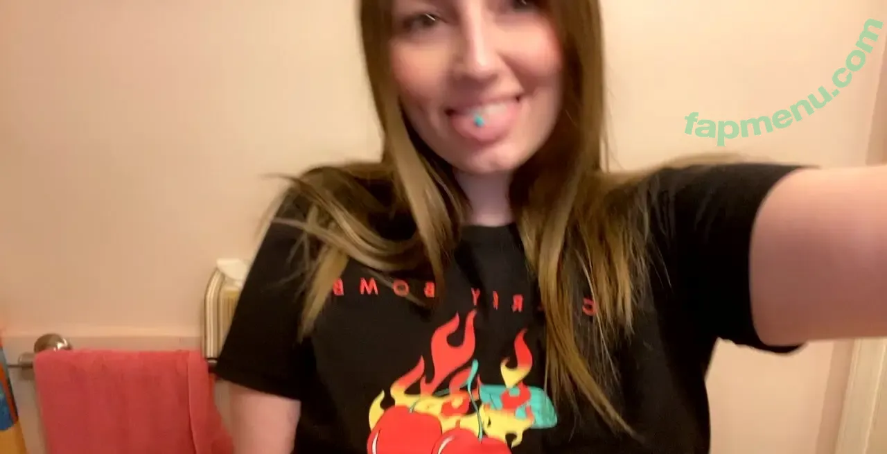 brianasbananas nude photo #0007 (brianasbananas)