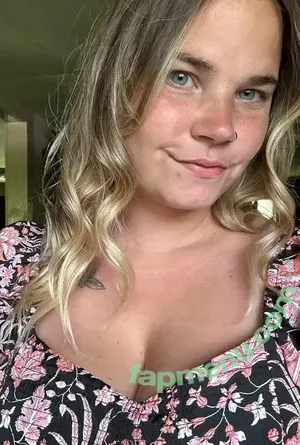 Brianna / Hadees / brianna_ / briannababe / itshades nude photo #0055