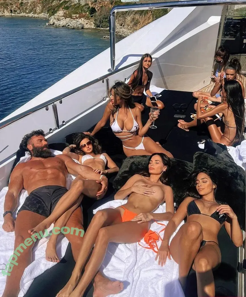 Brianna Gonzalez nude photo #0066 (briannagonva / briannagova)