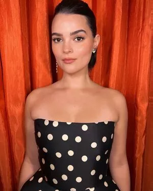 Brianna Hildebrand / briannahilde nude photo #0026