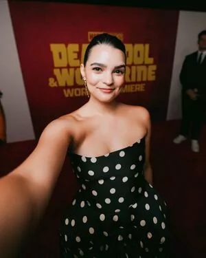 Brianna Hildebrand / briannahilde nude photo #0030