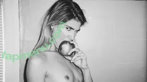 Brianna Olenslager / olnslgr nude photo #0002
